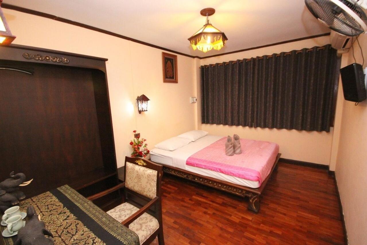 S.K. House 1 Hotel Chiang Mai Quarto foto